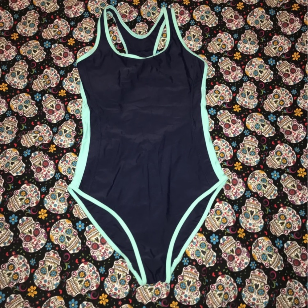 💯HP💯Women’s One Piece Swimwear